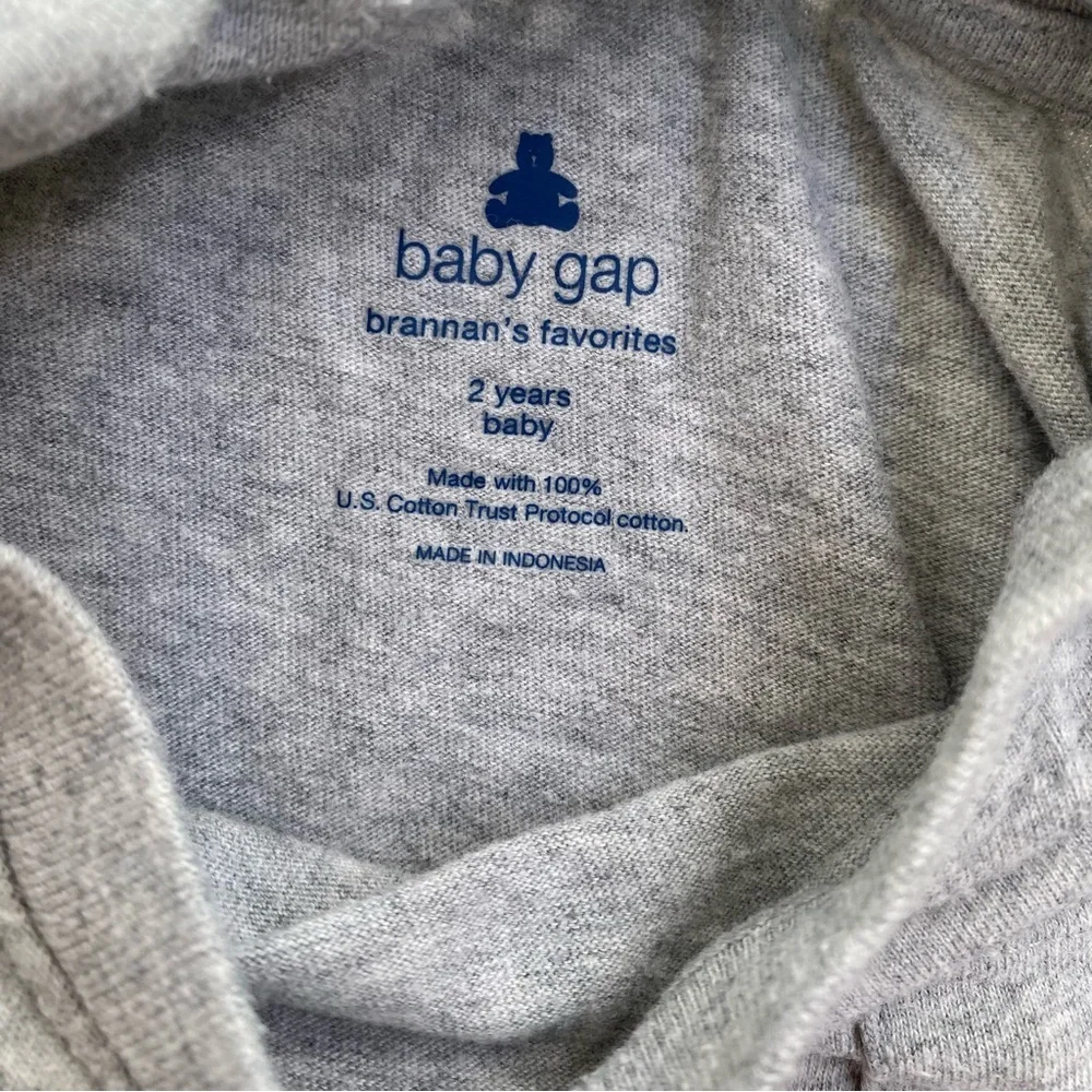 LOT of Baby Gap Brannan’s Favorites Long Sleeve Tee x 3, Size 2T
